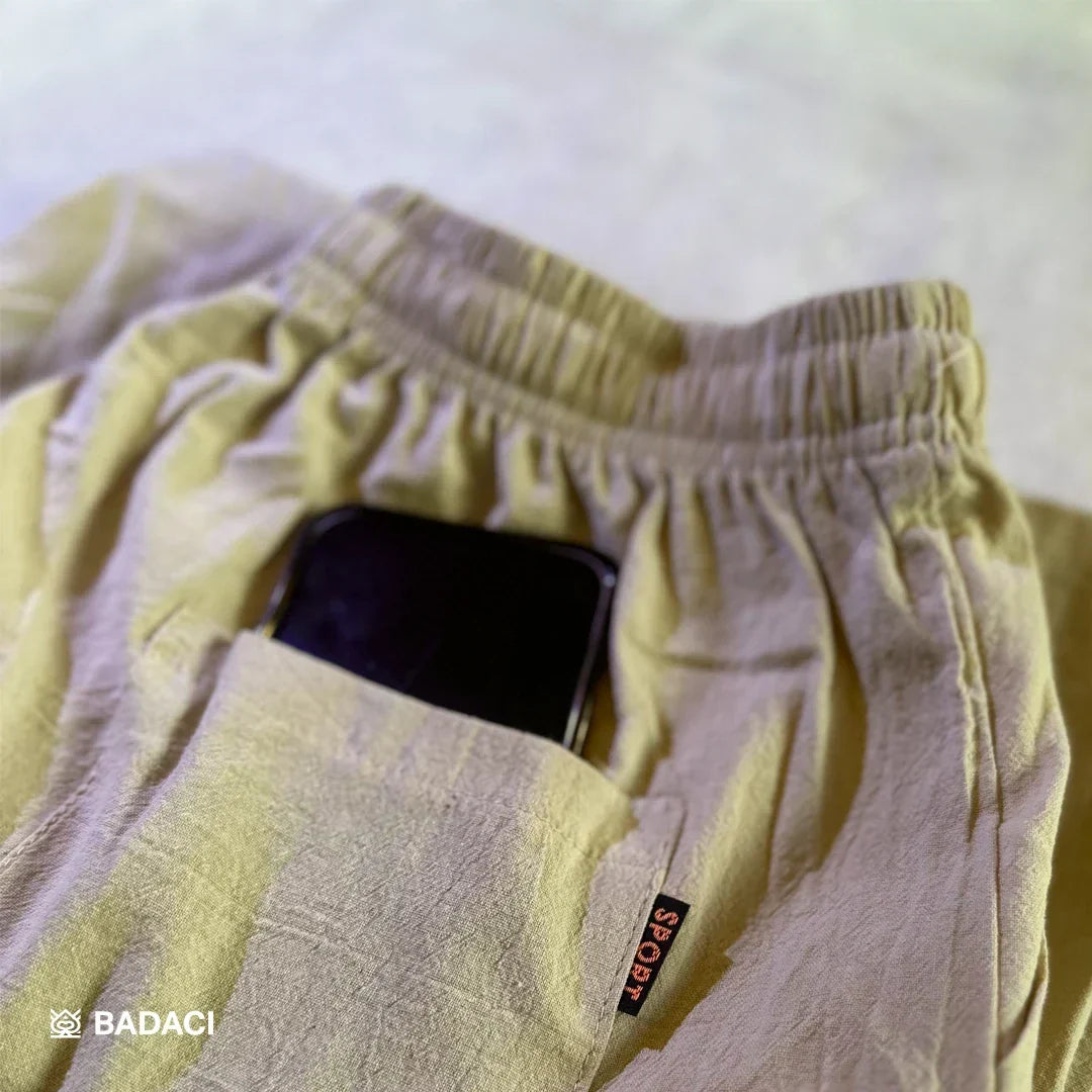 Lightweight Casual Bermuda Shorts with Adjustable Drawstring