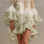 Vestido Mini Verde de Chifón con Rayas y Volantes