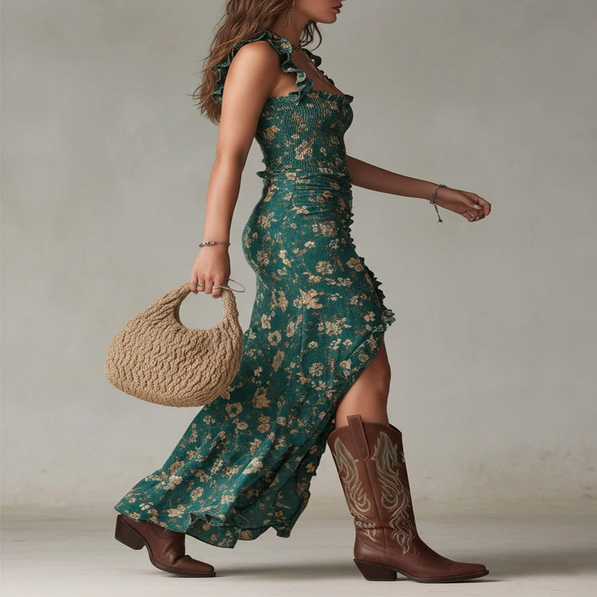 Dress with flowy sleeves and side slit