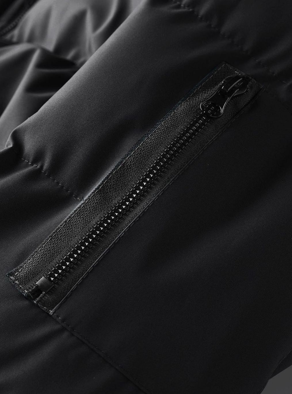 Alexander | Men's quilted winter jacket with hood, ribbed cuffs, and zipper
