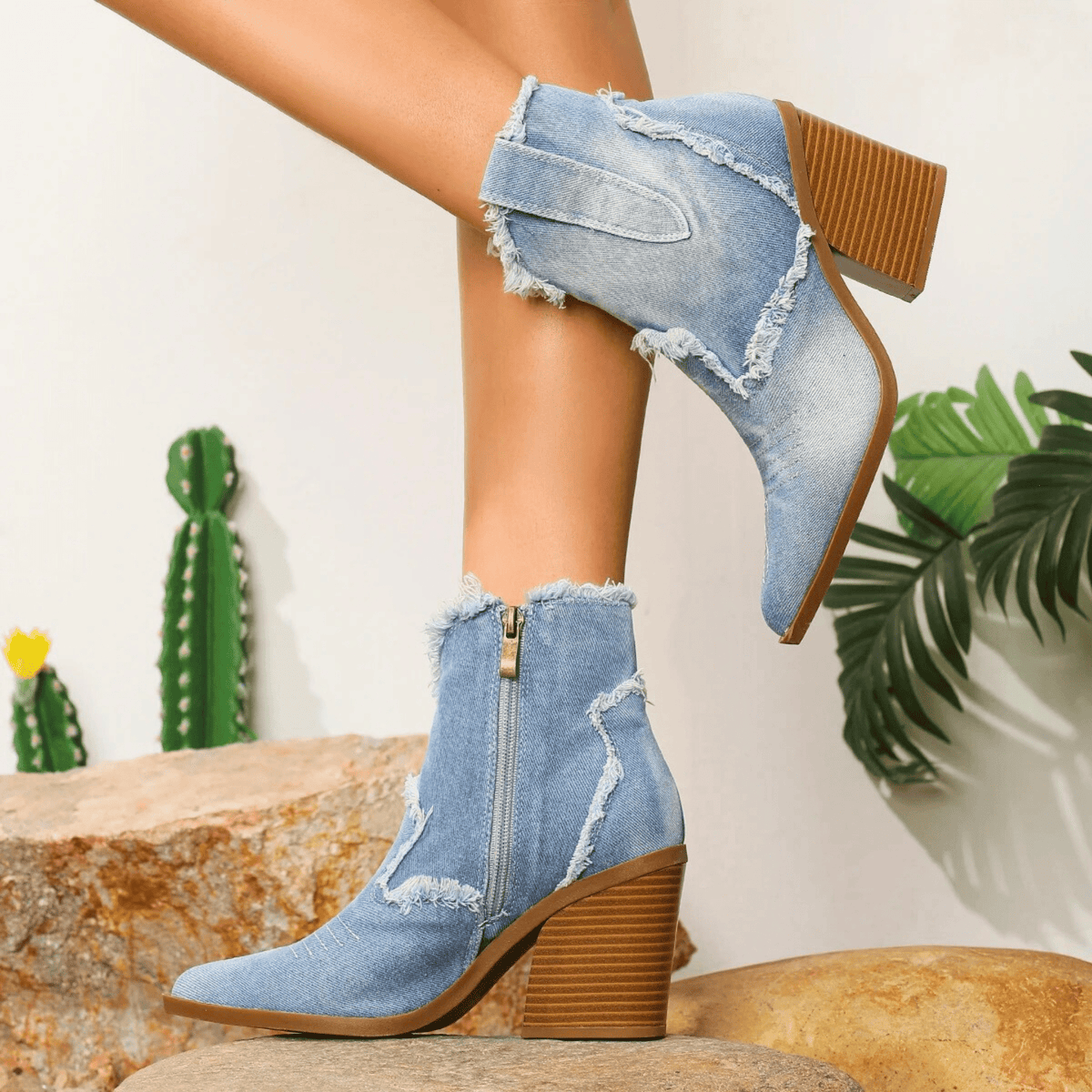 Amelia™ | Botines de tacón cuadrado con cremallera lateral